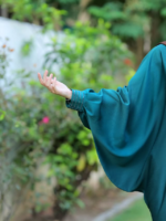 Emerald Grace - Image 4