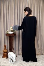 Essential Black - Image 4