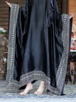 Noir Elegance Abaya - Image 6
